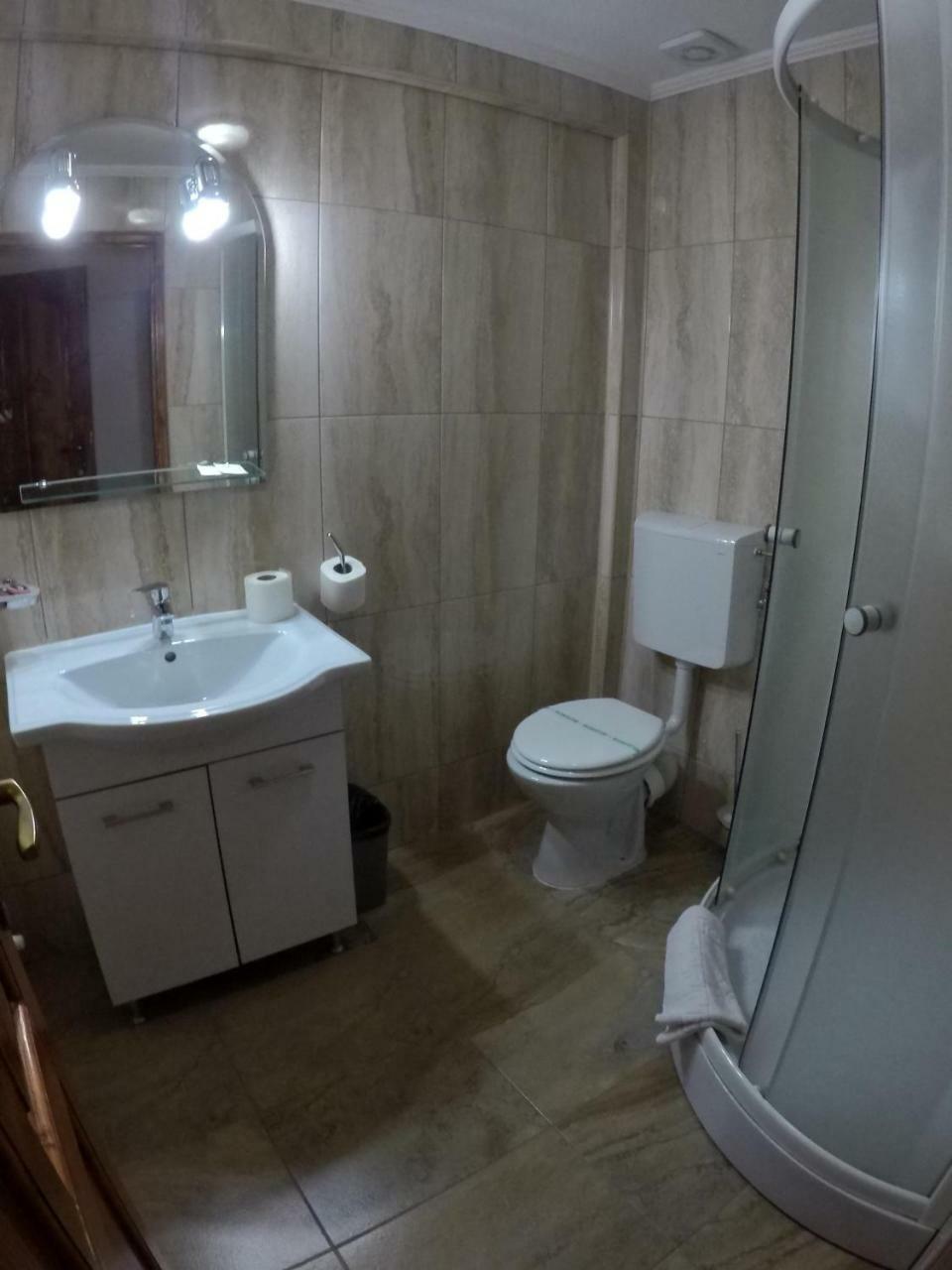 Affittacamere Casa Someseana Gilgau Esterno foto